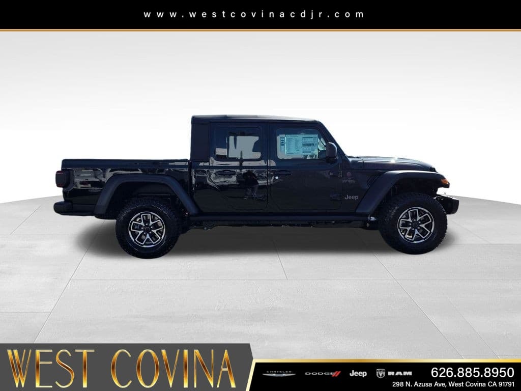 2026 Jeep Gladiator Shadow Ops thumbnail 4