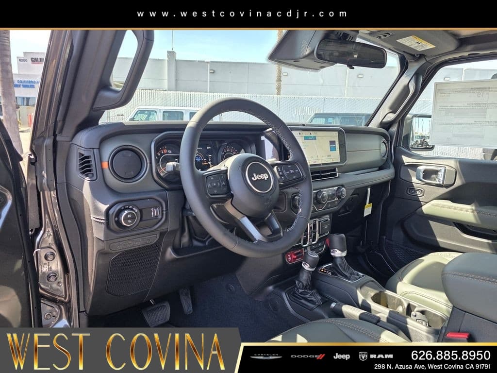2026 Jeep Gladiator Mojave thumbnail 17