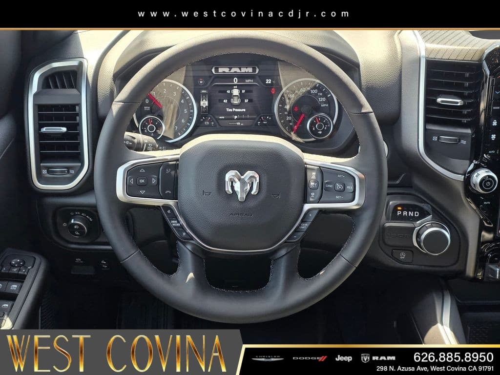 2026 RAM 1500 Big Horn/Lone Star thumbnail 12