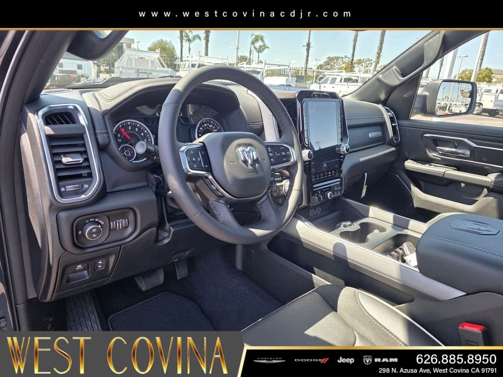 2026 RAM 1500 Laramie thumbnail 17