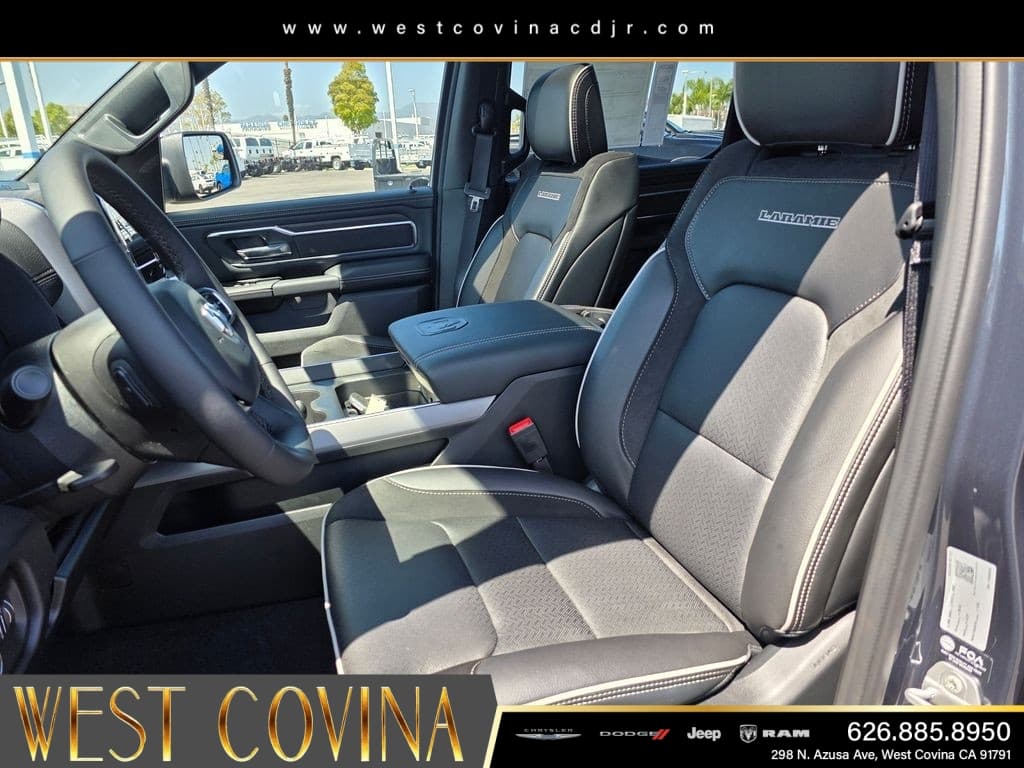 2026 RAM 1500 Laramie thumbnail 18