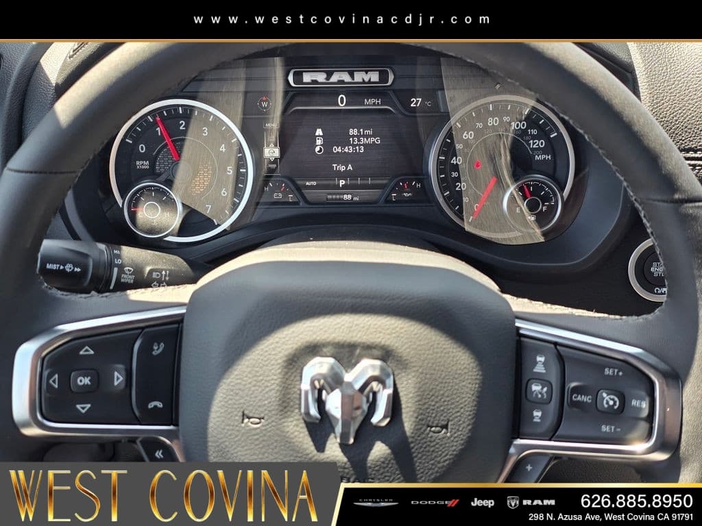 2026 RAM 1500 Laramie thumbnail 23