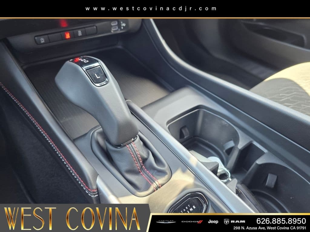 2026 Dodge Charger R/T thumbnail 17