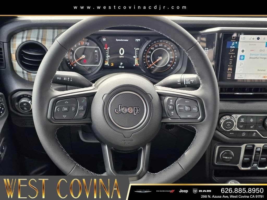 2026 Jeep Gladiator 85th Anniversary Edition thumbnail 11