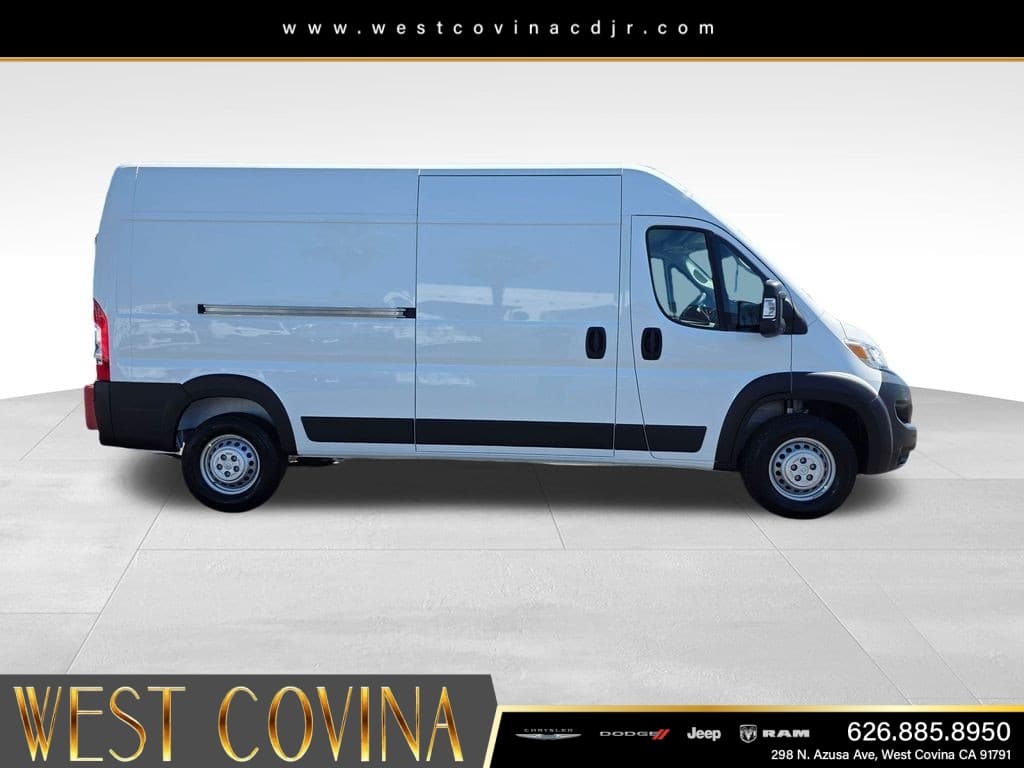 2026 RAM ProMaster 2500 TRADESMAN thumbnail 4