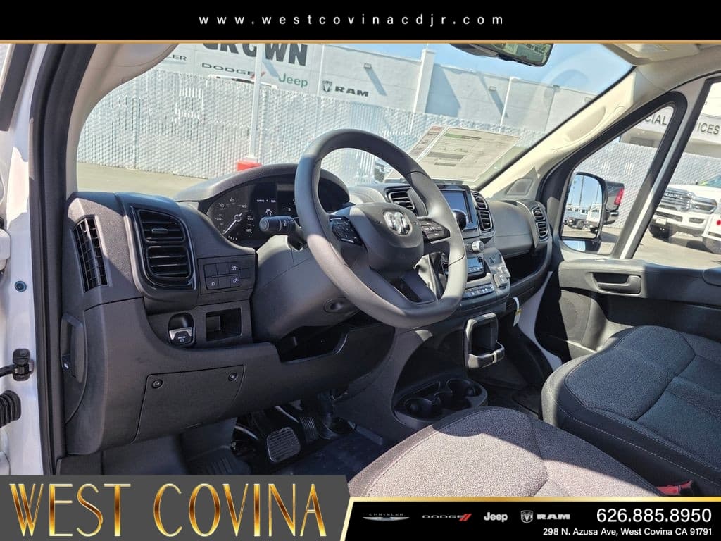 2026 RAM ProMaster 2500 TRADESMAN thumbnail 11