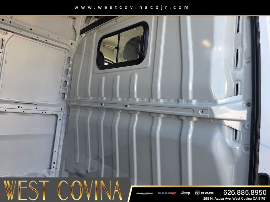 2026 RAM ProMaster 2500 TRADESMAN thumbnail 16