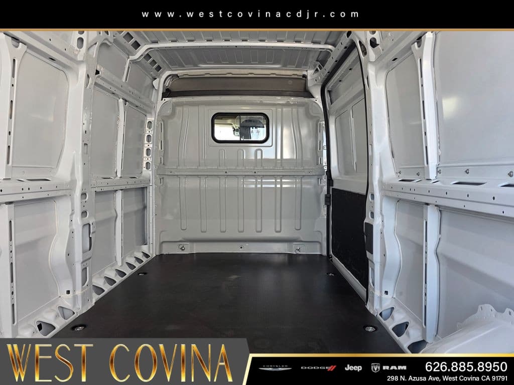 2026 RAM ProMaster 2500 TRADESMAN thumbnail 17