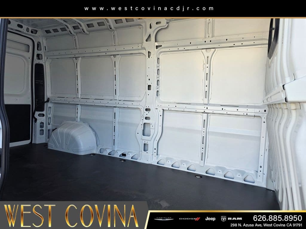 2026 RAM ProMaster 2500 TRADESMAN thumbnail 18