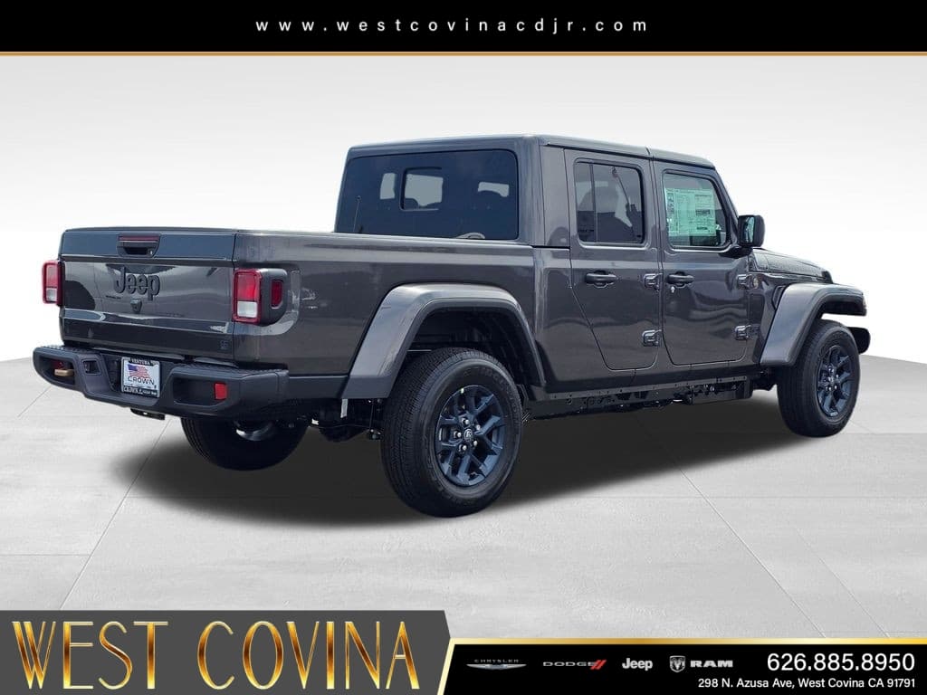 2026 Jeep Gladiator 85th Anniversary Edition thumbnail 5