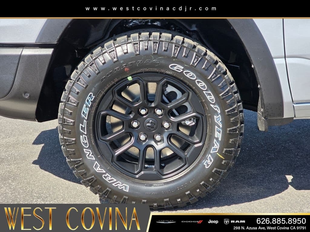 2026 RAM 1500 Rebel thumbnail 9