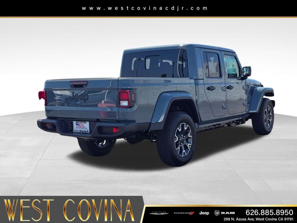 2026 Jeep Gladiator Sahara thumbnail 5