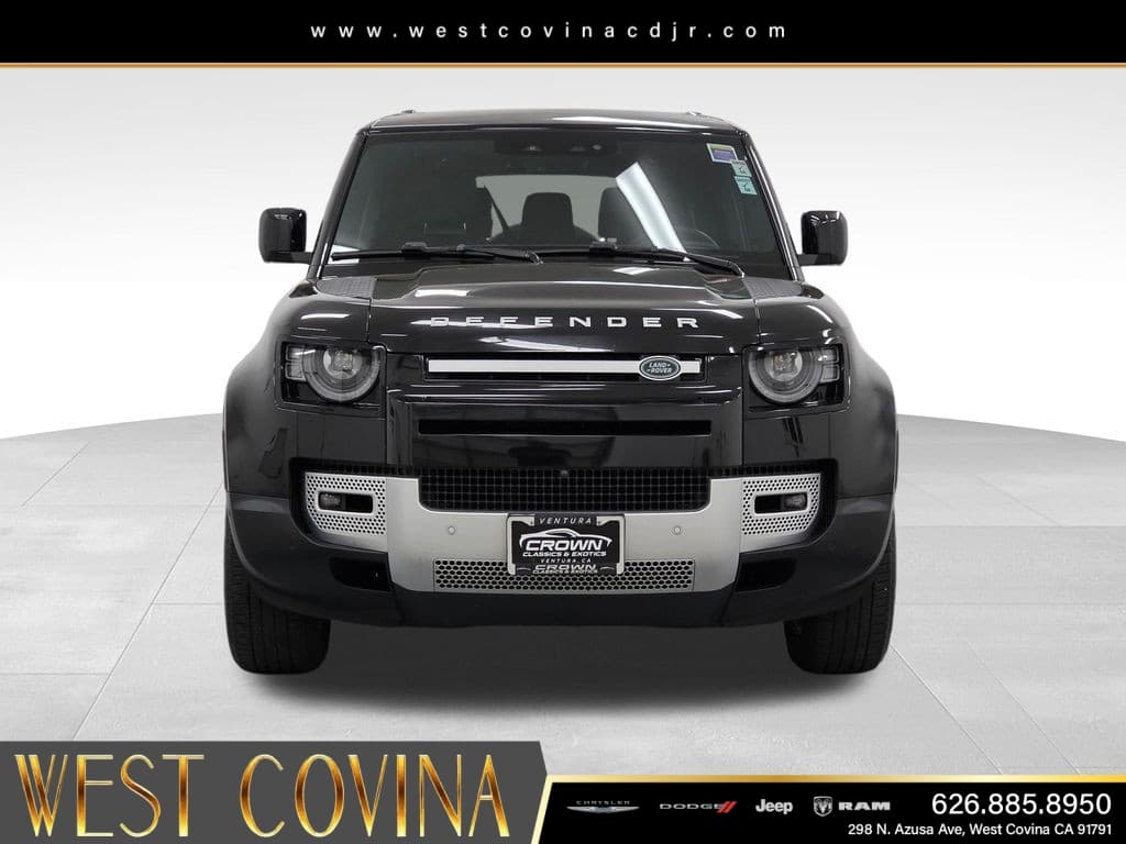 2023 Land Rover Defender 130 SE thumbnail 2