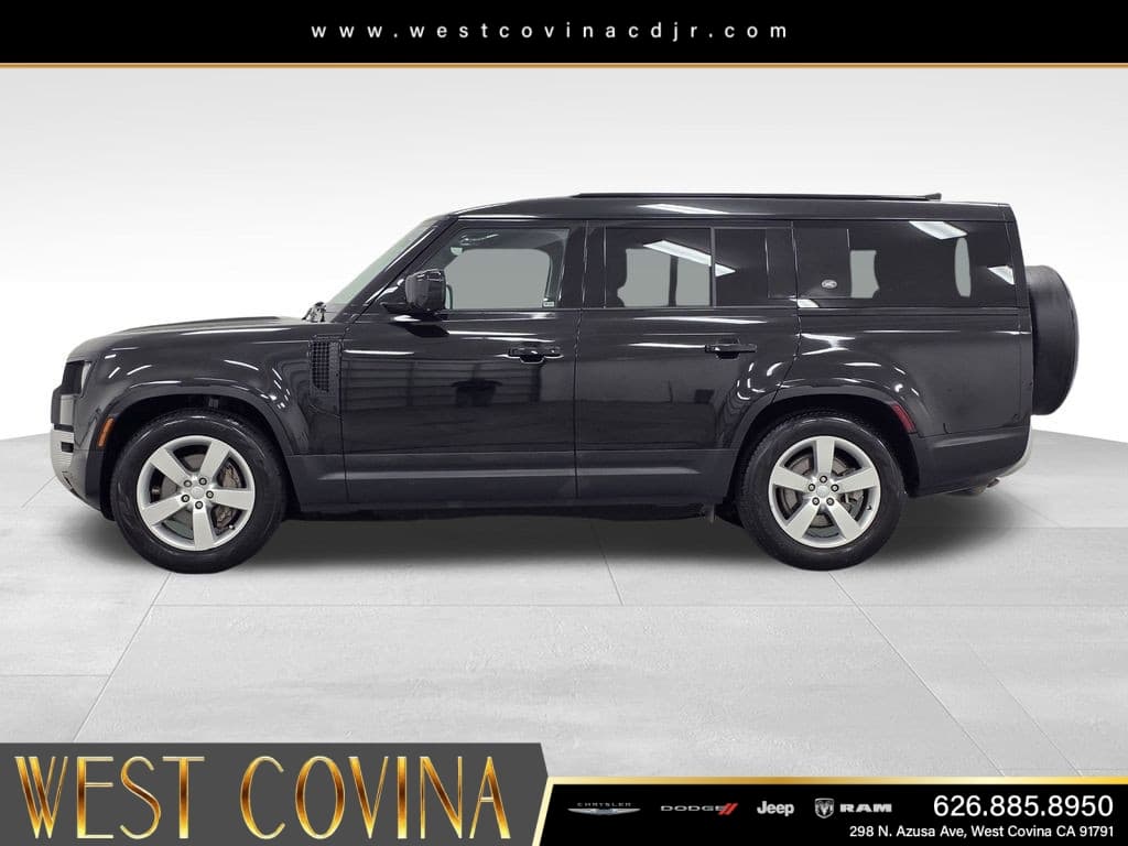 2023 Land Rover Defender 130 SE thumbnail 4