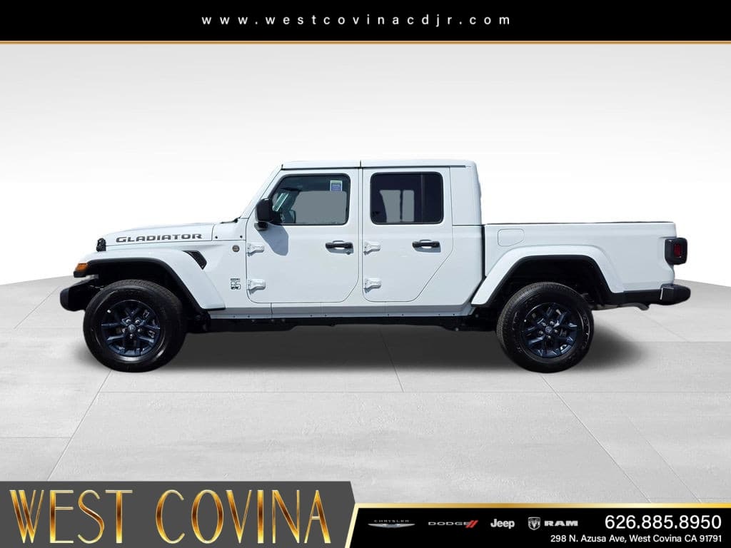 2026 Jeep Gladiator 85th Anniversary Edition thumbnail 8