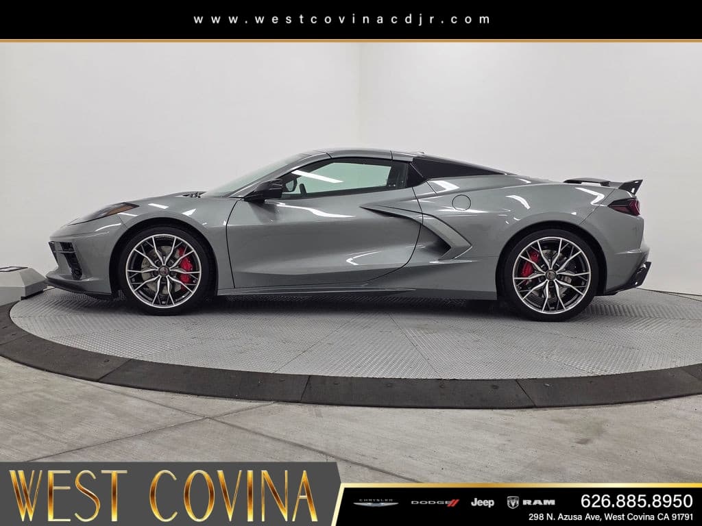 2023 Chevrolet Corvette Stingray thumbnail 4