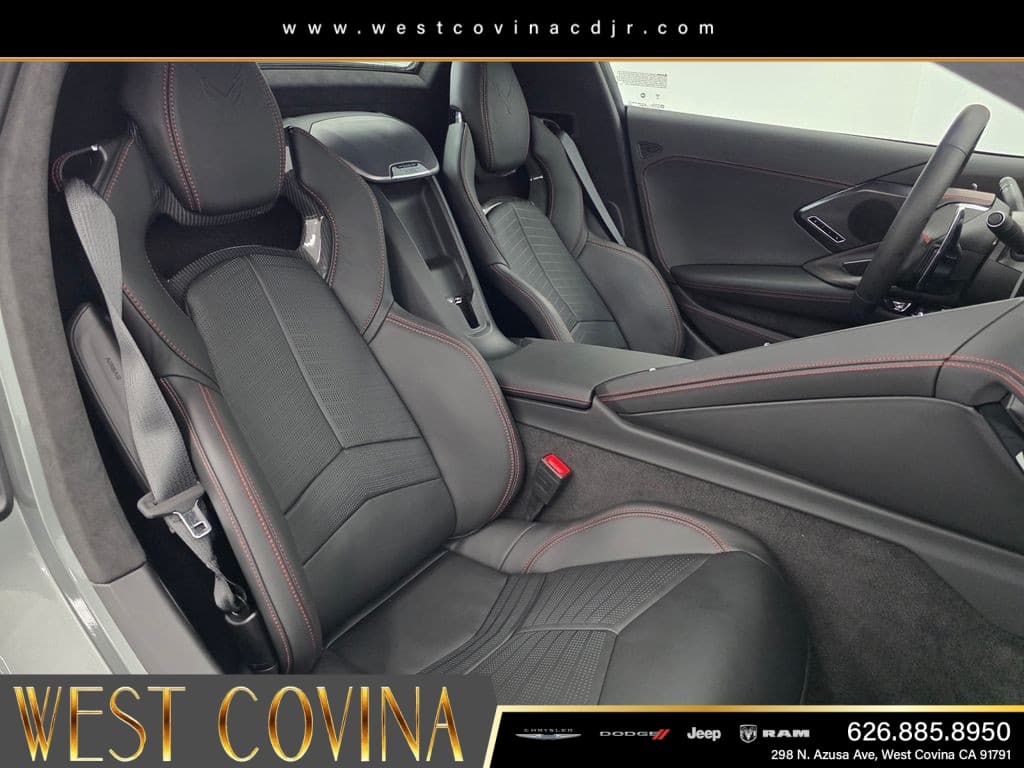 2023 Chevrolet Corvette Stingray thumbnail 13