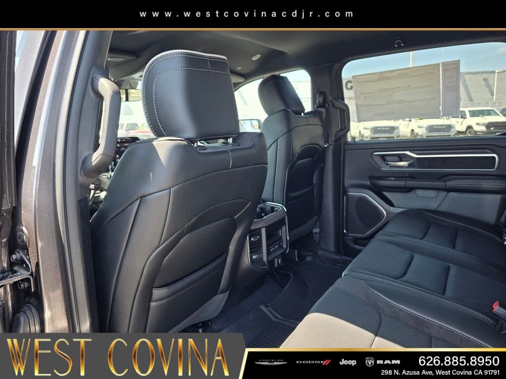 2026 RAM 1500 Laramie thumbnail 10