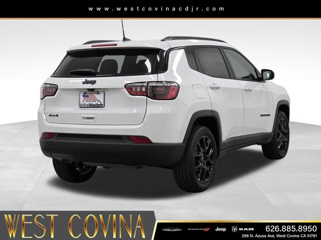 2026 Jeep Compass Latitude thumbnail 5