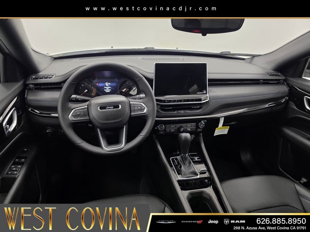 2026 Jeep Compass Latitude thumbnail 10