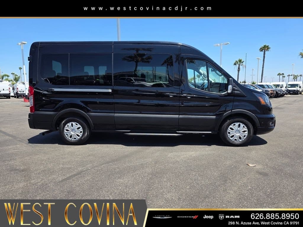 2025 Ford Transit-350 XLT thumbnail 8