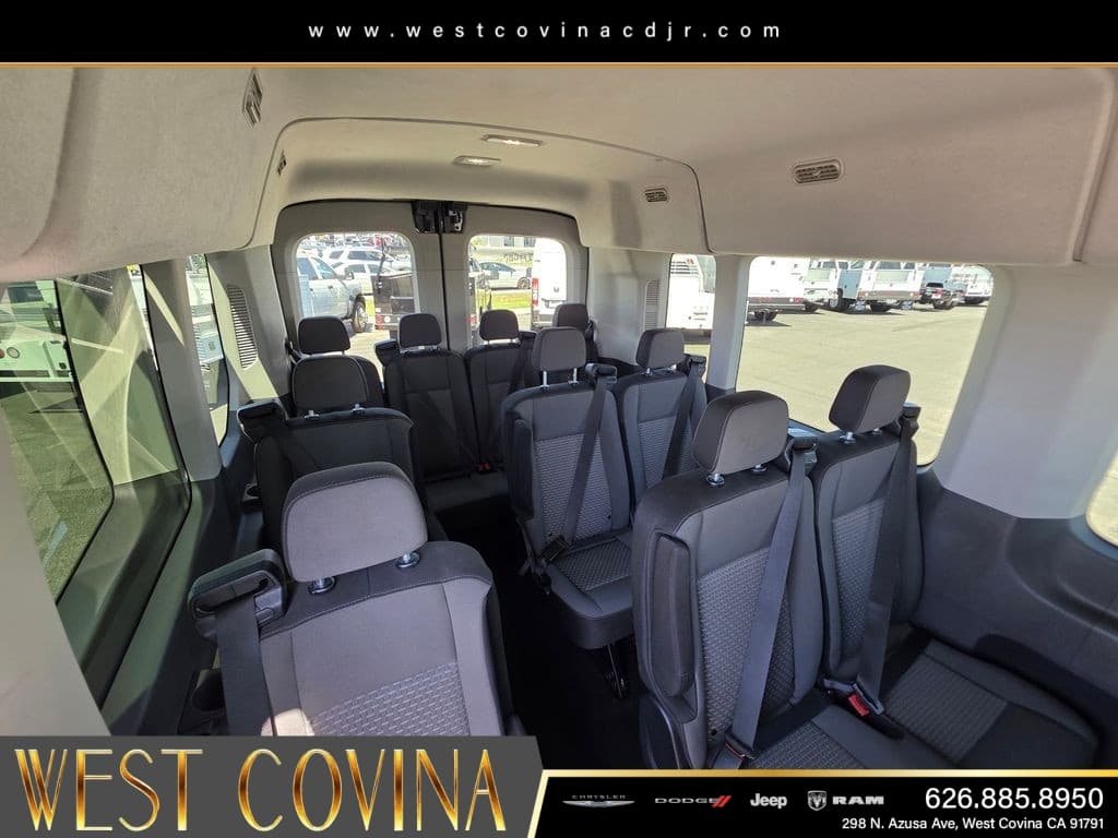 2025 Ford Transit-350 XLT thumbnail 11