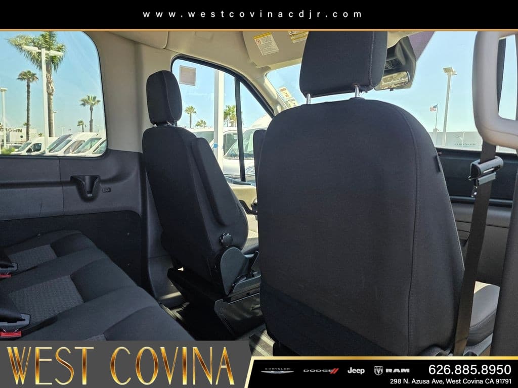 2025 Ford Transit-350 XLT thumbnail 13