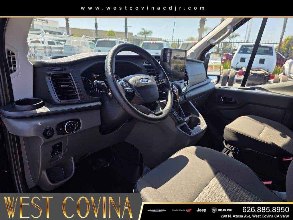 2025 Ford Transit-350 XLT thumbnail 16
