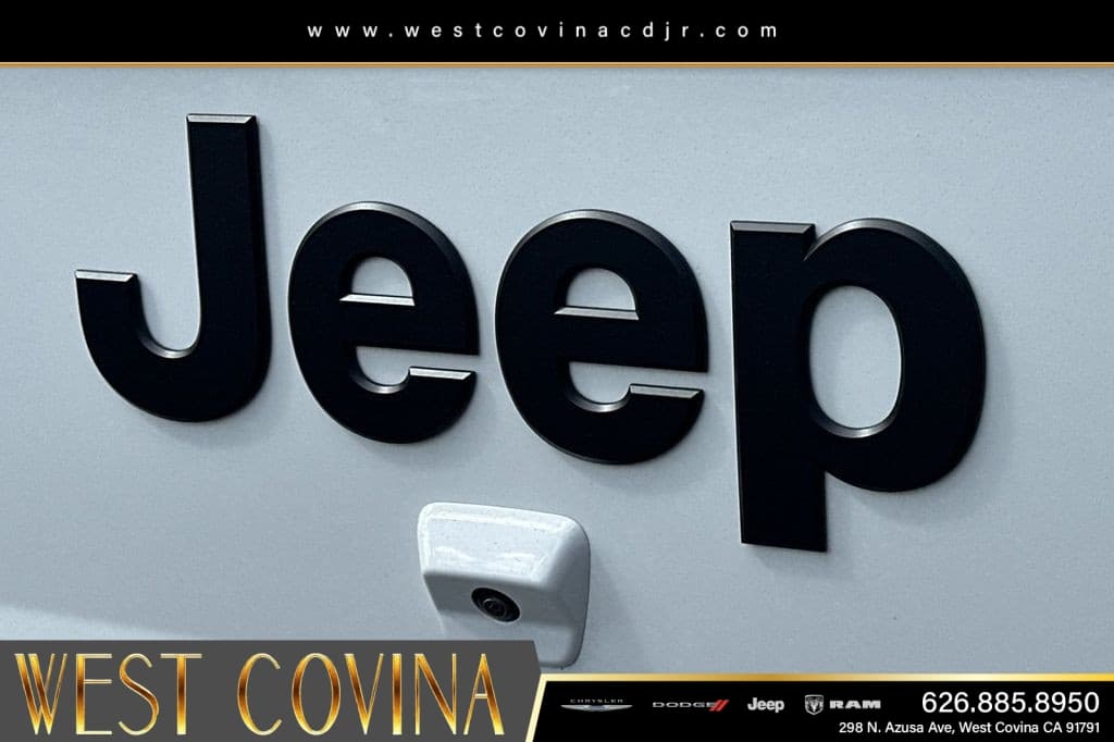 2026 Jeep Gladiator 85th Anniversary Edition thumbnail 25