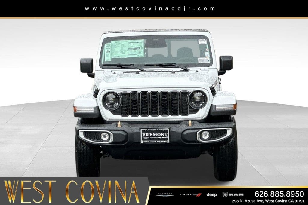 2026 Jeep Gladiator 85th Anniversary Edition thumbnail 2