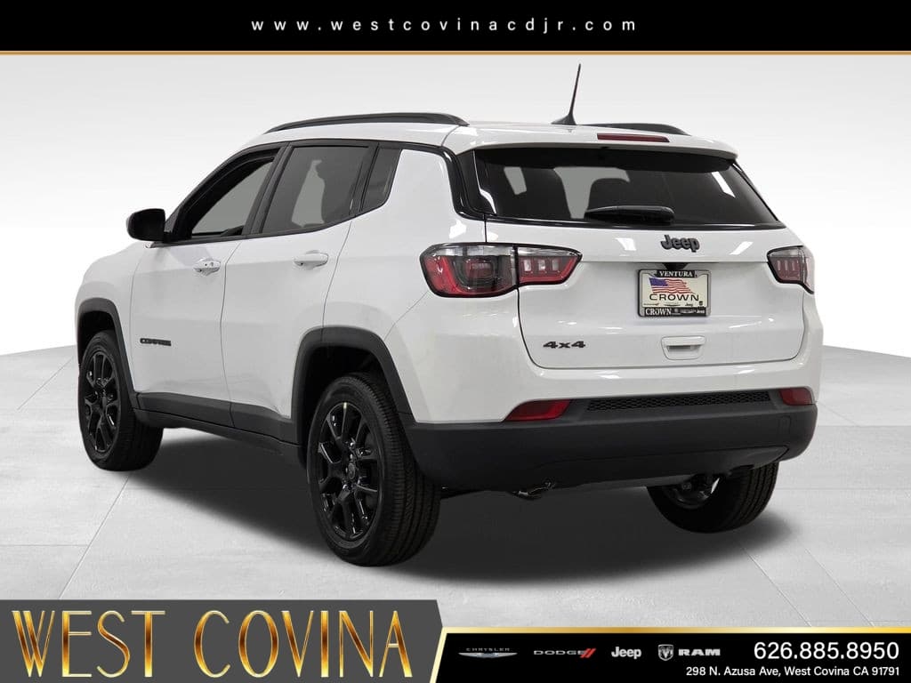 2026 Jeep Compass Latitude thumbnail 7