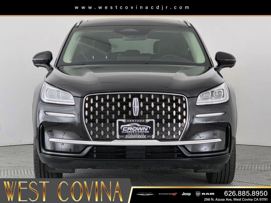 2024 Lincoln Corsair Plug-In Hybrid Grand Touring thumbnail 2