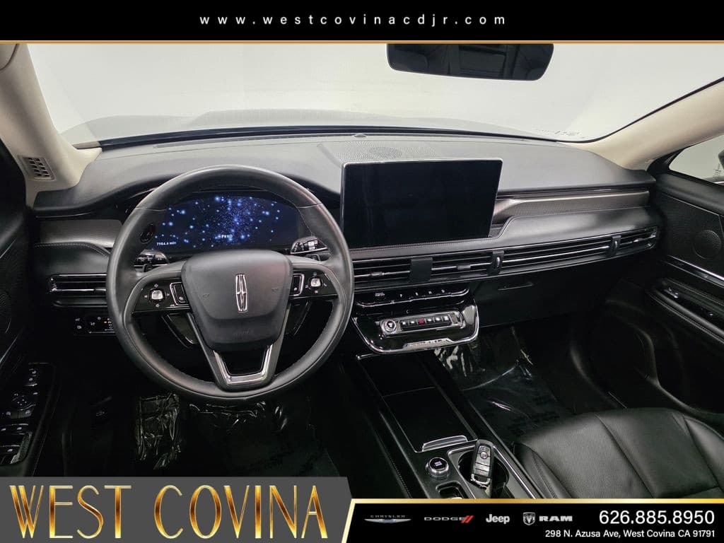 2024 Lincoln Corsair Plug-In Hybrid Grand Touring thumbnail 18