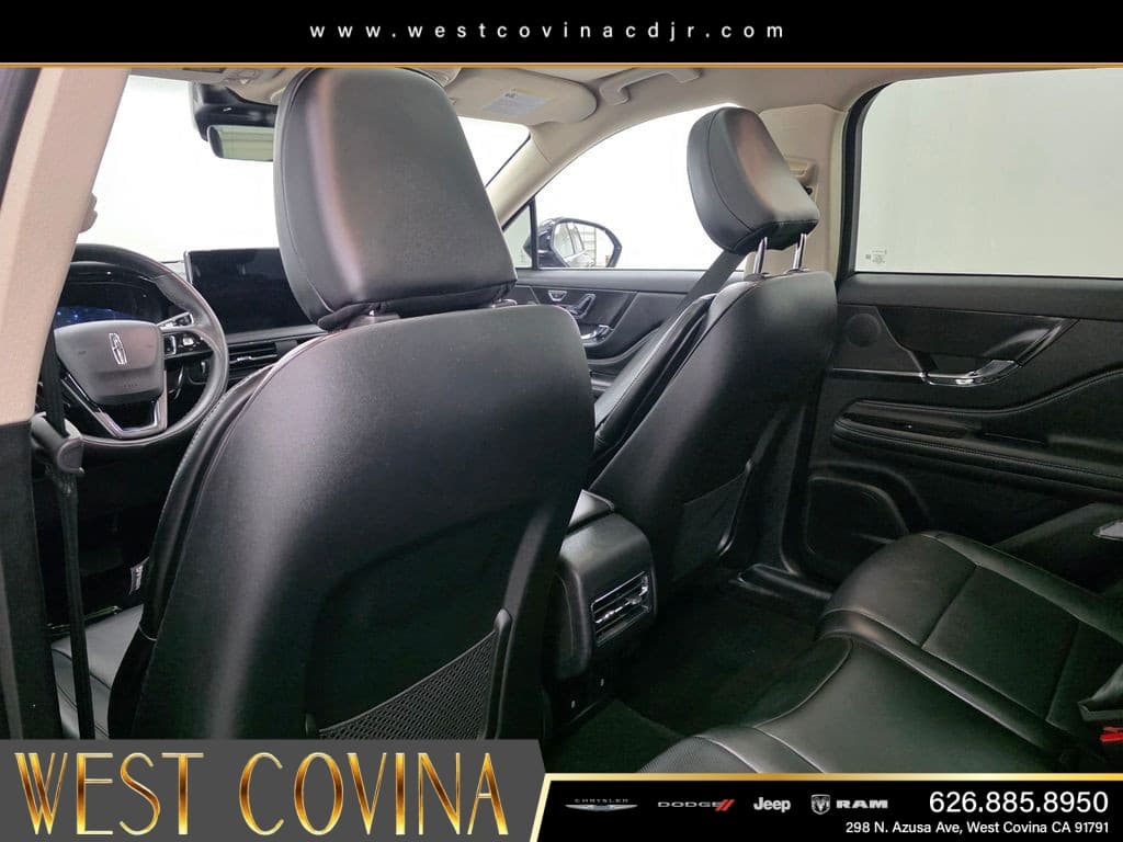 2024 Lincoln Corsair Plug-In Hybrid Grand Touring thumbnail 19