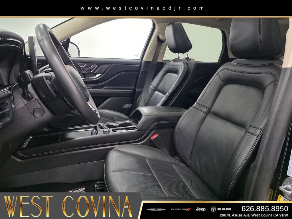 2024 Lincoln Corsair Plug-In Hybrid Grand Touring thumbnail 22