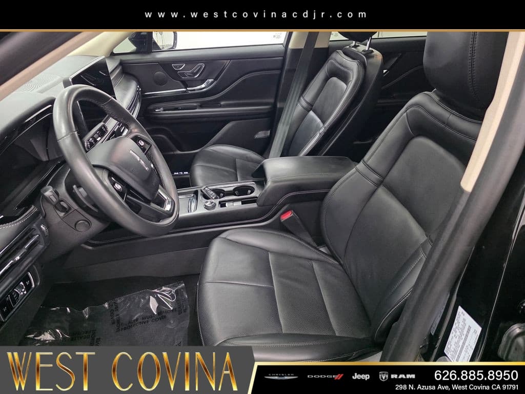 2024 Lincoln Corsair Plug-In Hybrid Grand Touring thumbnail 23