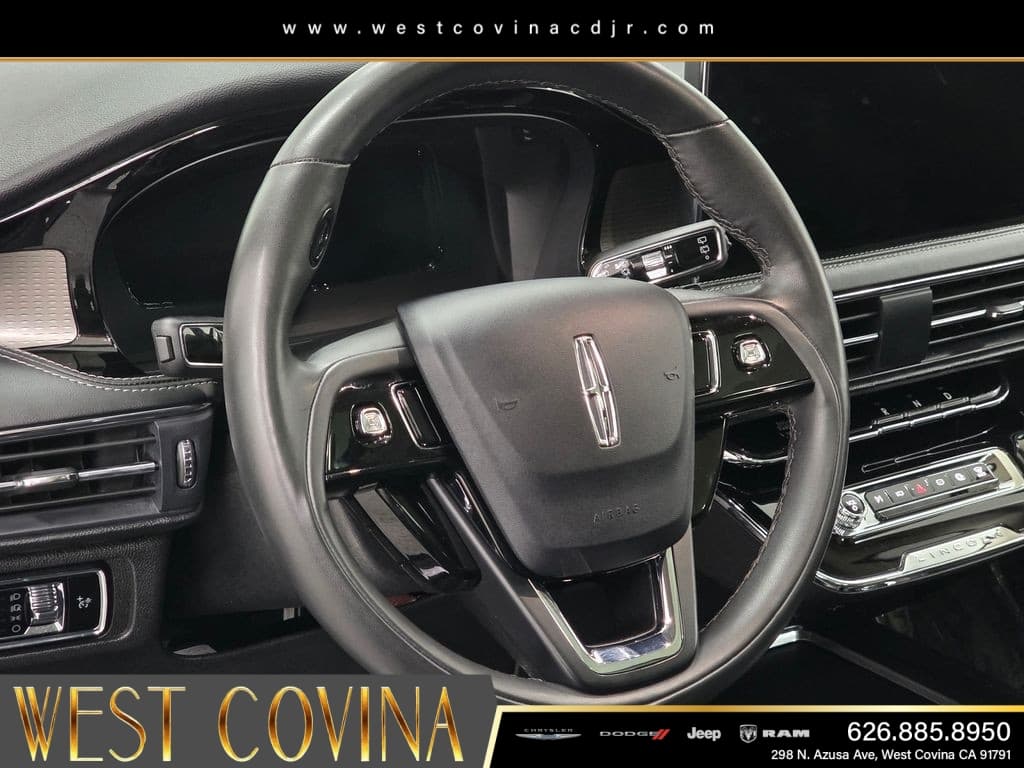 2024 Lincoln Corsair Plug-In Hybrid Grand Touring thumbnail 25