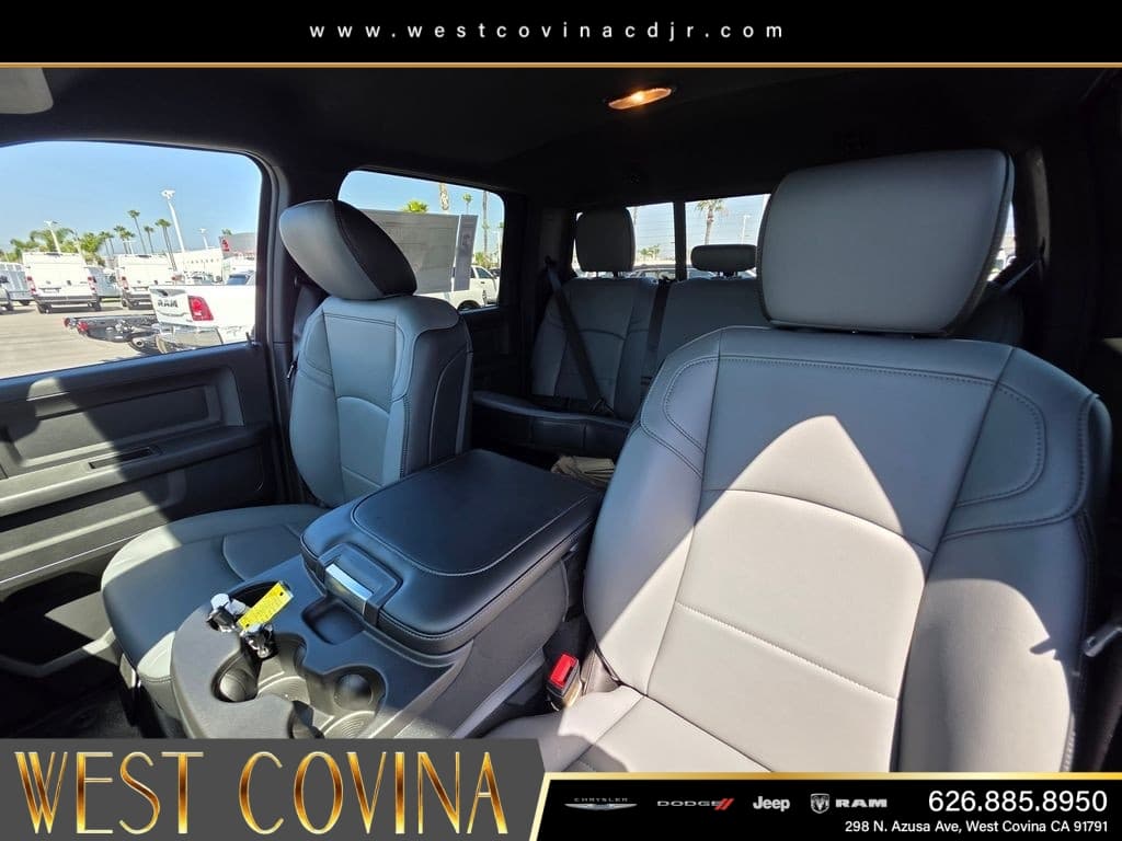 2026 RAM 5500 Chassis Tradesman thumbnail 6