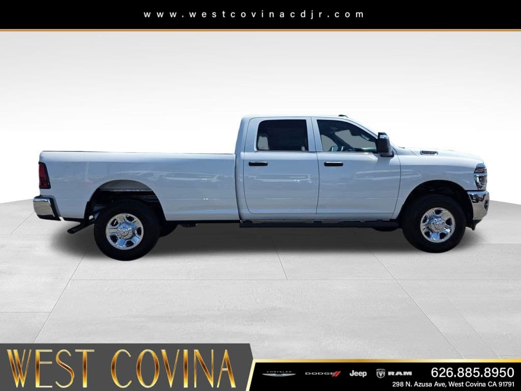 2026 RAM 2500 Tradesman thumbnail 4