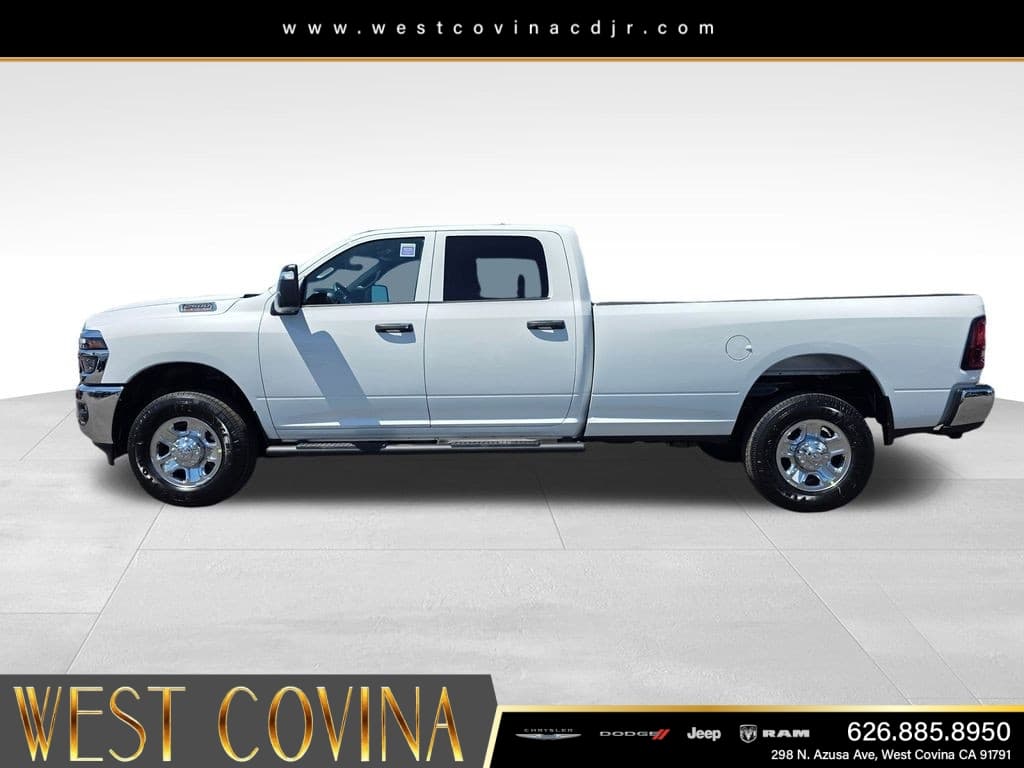 2026 RAM 2500 Tradesman thumbnail 8
