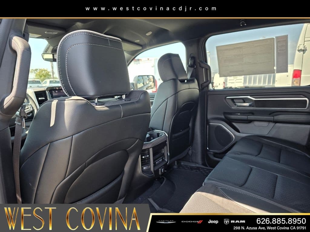 2026 RAM 1500 Laramie thumbnail 11
