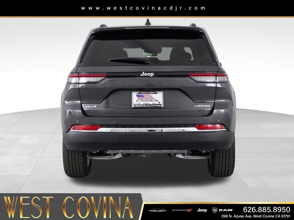 2026 Jeep Grand Cherokee Laredo thumbnail 6