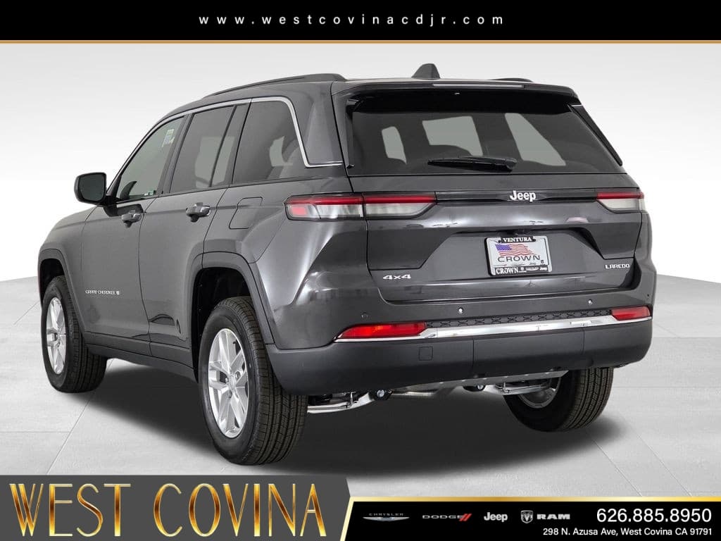 2026 Jeep Grand Cherokee Laredo thumbnail 7