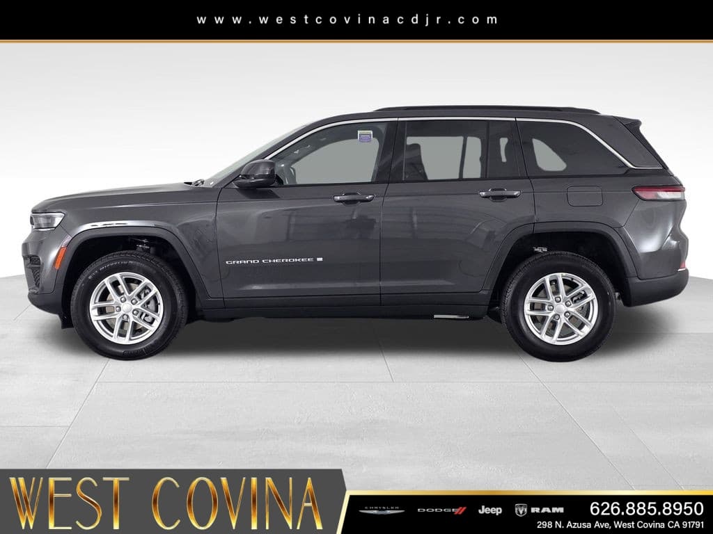 2026 Jeep Grand Cherokee Laredo thumbnail 8
