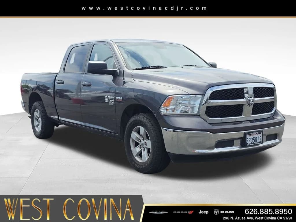 2020 Ram 1500 Classic SLT — photo 1