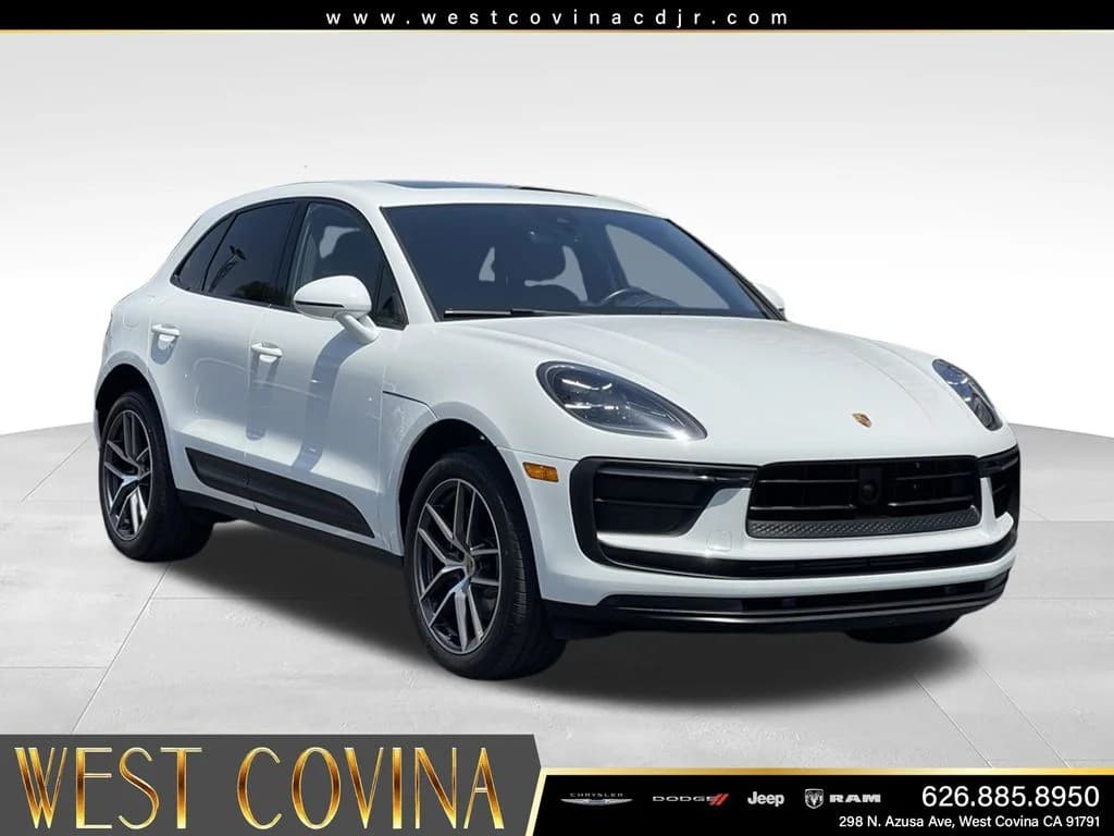 2023 Porsche Macan Base